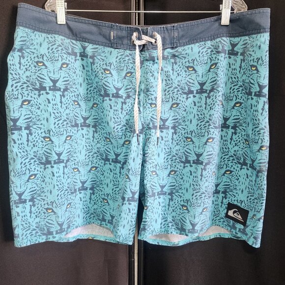 Men's Quiksilver Teal Blue Leopard Print Boardshorts Swimwear Size 40 - Picture 1 of 8